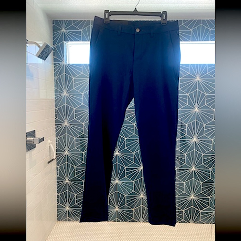 Lululemon ABC Slim-Fit Trouser 32”L
Warpstreme
